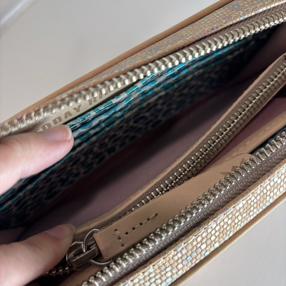 Consuela Wristlet Wallet Gloria Wrist Wallet Purse Rainbow Scales Faux Leather - Picture 10 of 15